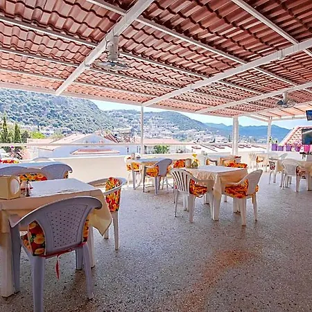 Saray קס
